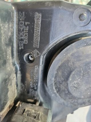 Faro delantero derecho Renault Megane