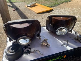 Faros SEAT 127