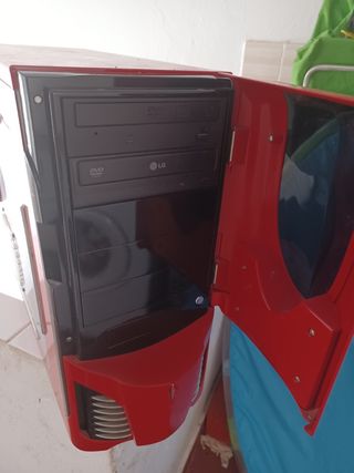 Carcasa PC Roja