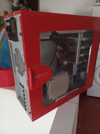 Carcasa PC Roja