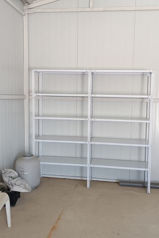 Estanterías metálicas blanca
