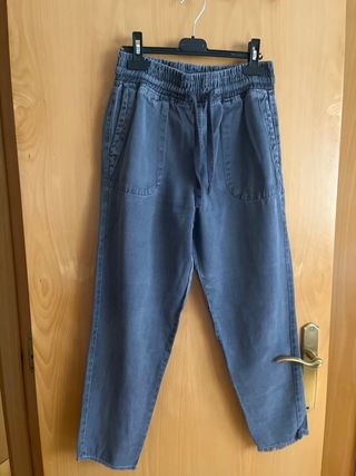 Pantalón Zara gris