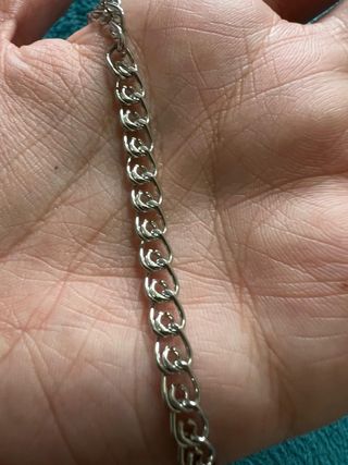 Pulsera de cadenas plateada