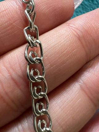 Pulsera de cadenas plateada