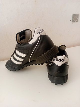 Botas de fútbol Adidas Kaiser cuero
43 1/2