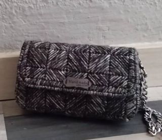 Bolso de crochet hecho a mano