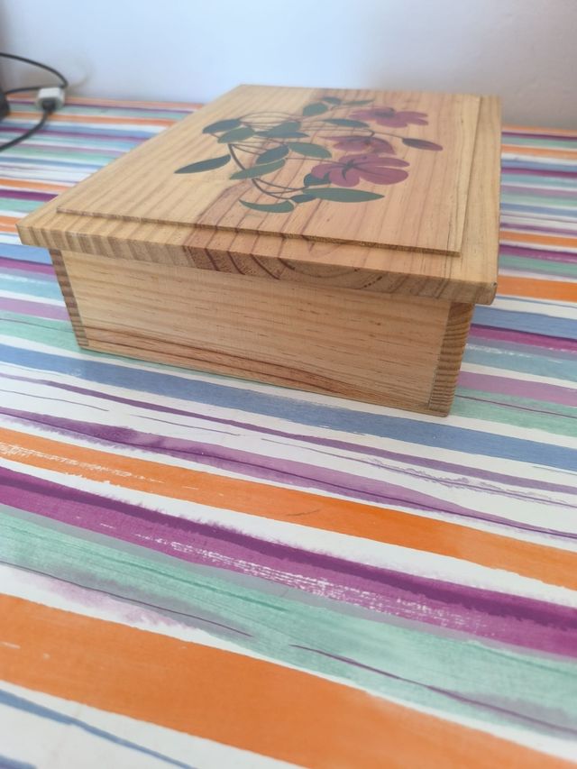 Joyero de madera vintage