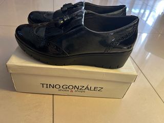 Zapatos Tino Gonzalez charol negro