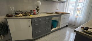 Muebles de cocina , entero o por módulos.
