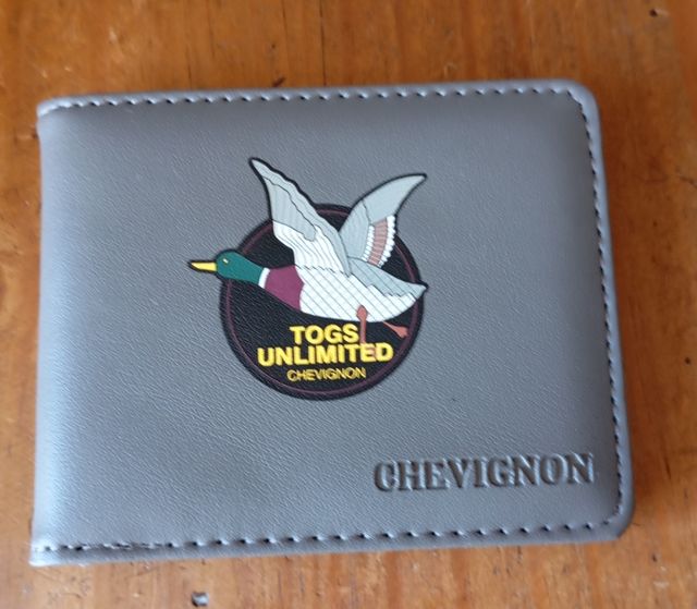 Carteira Chevignon Cinza Nova