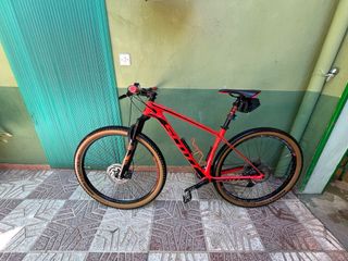 Bicicleta de Montaña Scott Roja