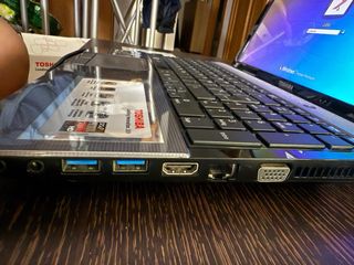 Portátil Toshiba Satellite L850-150 Gris
Funciona