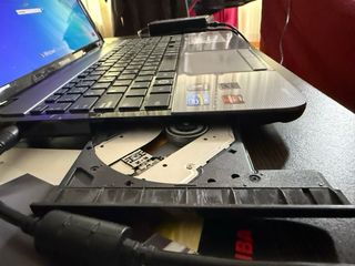 Portátil Toshiba Satellite L850-150 Gris
Funciona