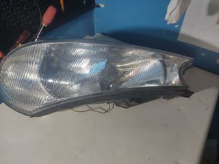 Faro Delantero Ford Mondeo 2000