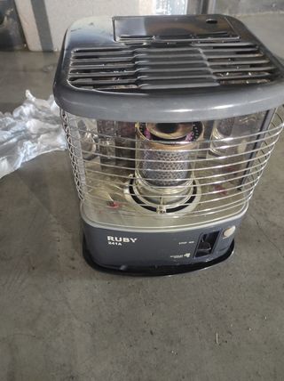 Estufa de parafina Ruby 241A + 3 garrafas