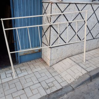 Cabecero de forja blanco de 135
