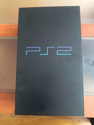 PlayStation 2 con 6 juegos y mando