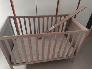 Cuna Ikea Sundvik Marrón