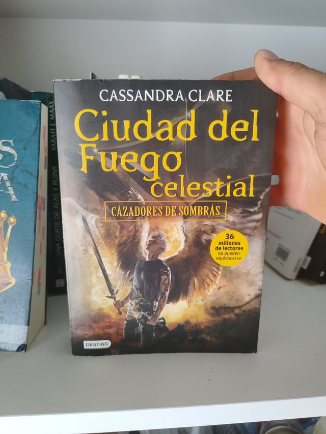 Ciudade de fuego celestial. Cazadores de sombras.