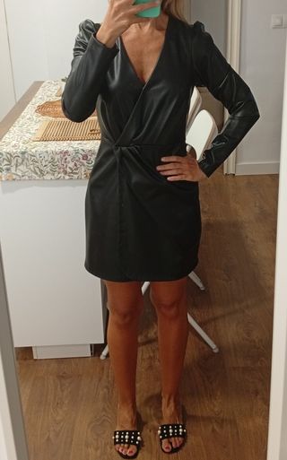 Vestido efecto piel Zara Talla XS