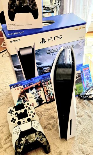 Consola PS5 Blanca + 3 Mandos y Juegos