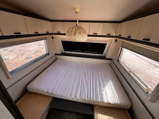 Caravana hobby 2/3 plazas -750kg