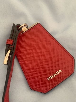 Etiqueta Prada Roja Bolso