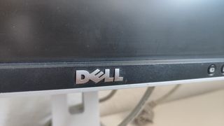 Pantalla Dell Negra/Plateada