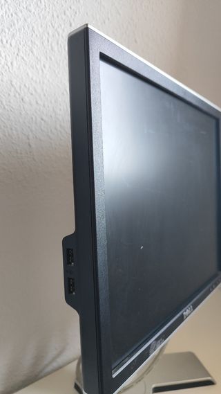 Pantalla Dell Negra/Plateada