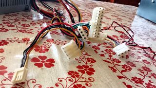 Alimentatore PC Sunny Technologies CWT-235ATX