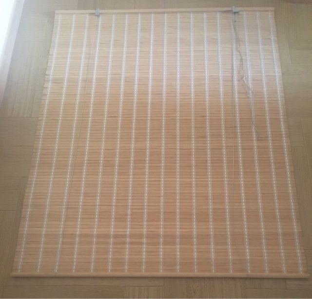 Estor de bambú beige y marrón