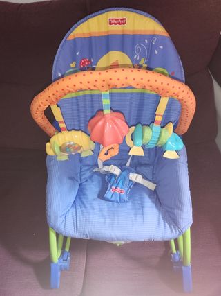 Hamaca Mecedora Bebé Fisher-Price con vibración.