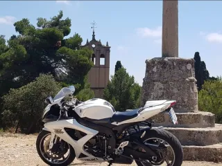 Suzuki GSXR 600 K9