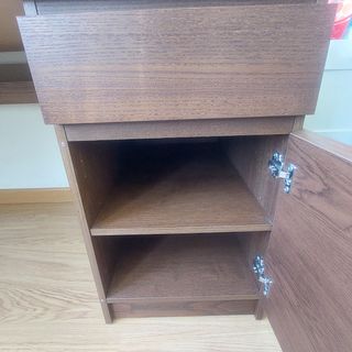 Escritorio Ikea Malm Wengué sin uso