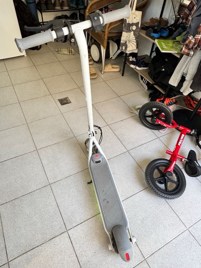 Patinete Eléctrico Infantil