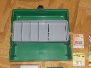 LOTE DE MATERIAL DE PESCA N4. VER FOTOS.         