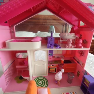 Casita de muñecas Barriguitas