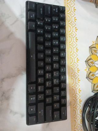 PC MSI Negro con Teclado