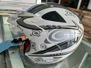 Casco de trial indoor nuevo a estrenar.