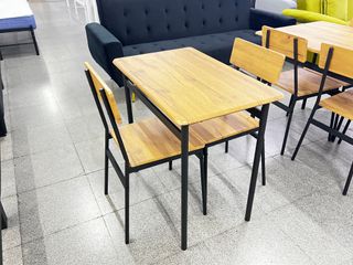 REBAJA!! Mesa y 2 Sillas Madera y Metal