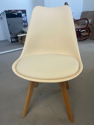 Sedie nordiche beige