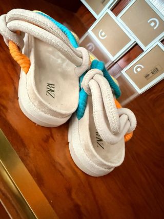 Sandalias ZARA multicolor