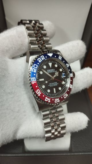 Reloj Seiko Mod GMT-Master II Pepsi Rojo Azul