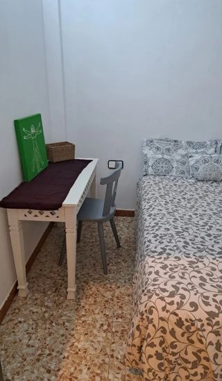 Habitación en alquiler Persona Solano fumadores