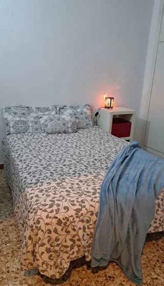 Habitación en alquiler Persona Solano fumadores