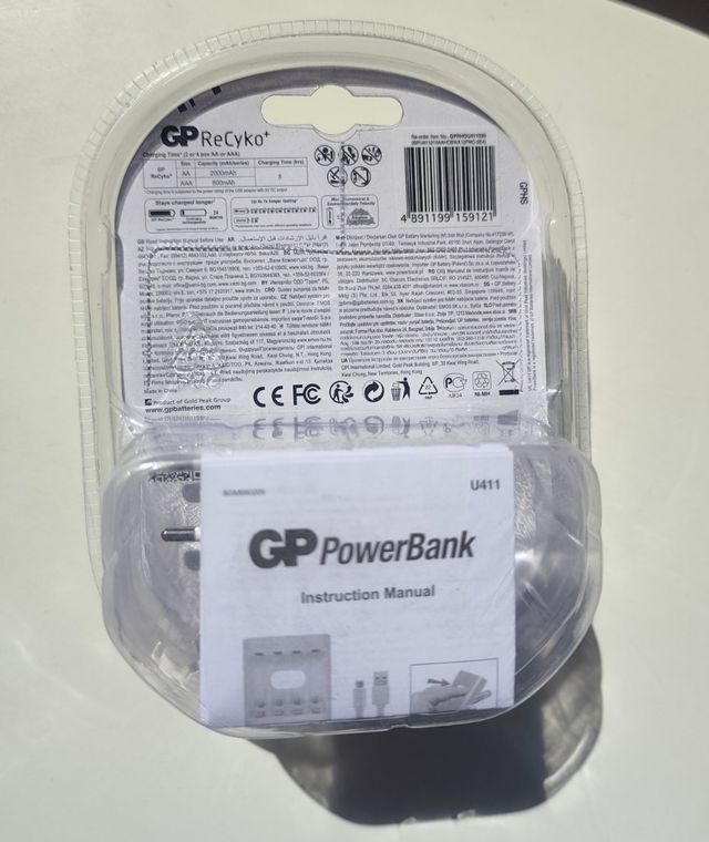 Caricabatterie GP U411 + 4 batterie AA 2000mAh