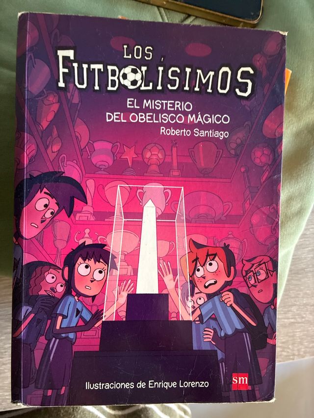 Los Futbolísimos 12: El misterio del obelisco m...