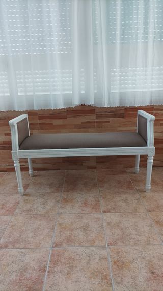 Banco tapizado madera blanco y marrón