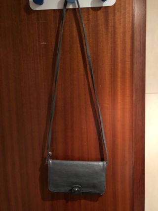 Bolso gris con cremallera Ropa chollos!
