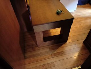 Mesa de centro de madera para salón